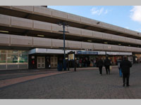 Huddersfield Bus Station (autobusov ndra)