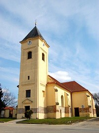 
                        Kostel sv. Oldicha a Metodje - Strachotn (kostel)