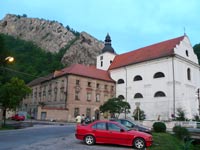 Benediktinsk klter - Svat Jan pod Skalou (klter)