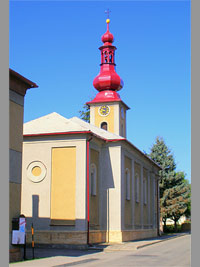 Kaple Narozn panny Marie - Rovensko (kostel)