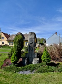 Pomnk T.G. Masaryka - Uzenice (pomnk)