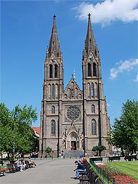 
                        Kostel Svaté Ludmily - Praha 2 (kostel)