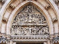 Kostel sv. Petra a Pavla - Praha 2 (kostel) - Detail vzdoby