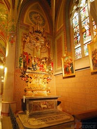 Kostel sv. Petra a Pavla - Praha 2 (kostel) - Interir