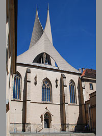 Kostel Panny Marie, sv. Jeronma a sv. patron slovanskch - Praha 2 (kostel) - Kostel
