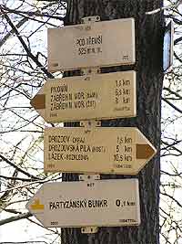Pod Tem (rozcestnk) - 