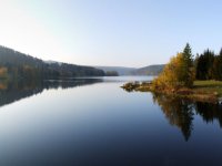 Vodn ndr Kruberk (pehrada) - Pohled z hrze na hladinu