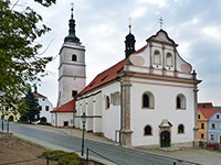 Kostel sv. Petra a Pavla - Horovsk Tn (kostel)