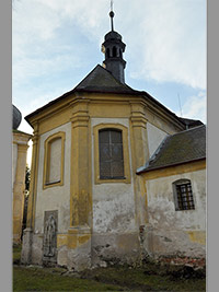 Kostel Nanebevzet Panny Marie - Byk (kostel) - Polygonln uzvr lodi