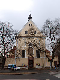 
                        Kltern kostel Nejsvtj trojice - Koln (kostel)