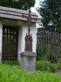 foto Kostel sv. Rodiny a sv. Jana Nepomuka - Horn Vltavice (kostel)