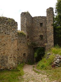 foto Hradit a zcenina hradu Dv Kmen - M  (zcenina hradu)