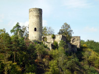 Dobronice (zcenina hradu) - Dobronice - celkov pohled