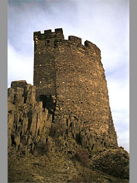 Hrad Hzmburk (zcenina hradu) - 