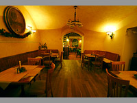 Tuk - Zbeh (penzion, restaurace) - Interir restaurace