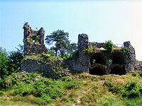 Zubtejn - Kmen, Lapis (zcenina hradu)
