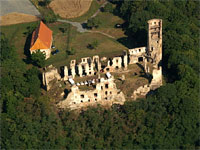 Zvetice (zcenina hradu) - Leteck pohled