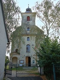 Uheln (obec) - Uheln kostel 1