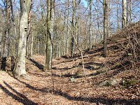 Louka (zcenina hradu) - Obrann val