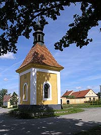Kaplička sv. Jana Nepomuckého - Záluží (kaplička)