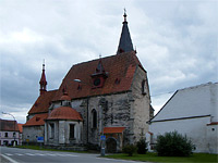 Farn kostel sv. M Magdalny - Chvaliny (kostel) - Kostel