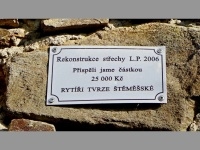Zcenina tvrze - tmchy (tvrz) - 