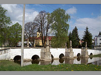 Barokn most se sochami svatch - Bl nad Radbuzou (most)