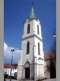 
                        Kostel sv.Petra a Pavla - Blice (kostel)