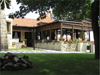 Hrad Hnvn - Most (hotel, restaurace) - Letn restaurace na terase