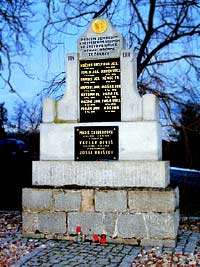 Pomník Obětem 1. a 2. světové války - Žákava (pomník)
