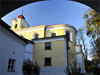 Kostel sv. Jana Nepomuckho - Pohoelice (kostel) - Zadn st kostela