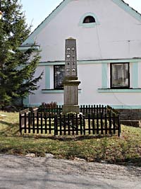 Pomník - Nebílovy (pomník)