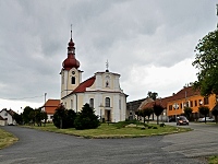 
                        Kostel sv. Petra a Pavla - Bobrov (kostel)