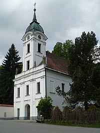 Kostel Nalezen a Poven sv. ke - Moravec (kostel)  - 