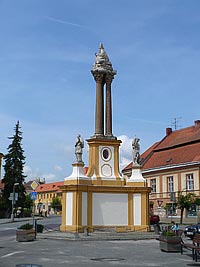 
                        Sloup Nejsvtj Trojice - Jaromice nad R. (drobn pamtka)