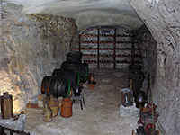 Regionln muzeum Mlnk (muzeum) - Expozice vinastv - stedovk sklepy z 2. poloviny 14. stolet 