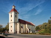 
                        Kostel sv. Petra a Pavla - Kunovice (kostel)