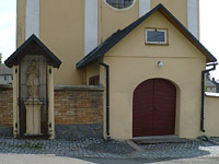 Kostel svatho Havla opata - Sulkovec (kostel) - vchod do pedsky kostela