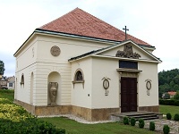 Hrobka Haugwitz - Nm욝 nad Oslavou (kaple)