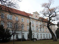 Mstodritelsk palc  - Brno (historick budova) - Pohled z vchodu