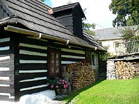 Rouben chalupa - Vstn (lidov architektura) - 