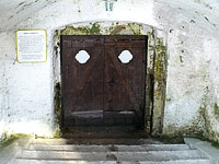 Muzeum straidel - Olenice (muzeum) - vchod do podzem