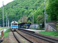 Adamov zastvka (eleznin stanice) - Pohled na nstupit