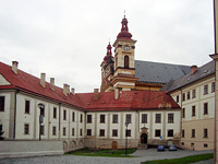 Augustiniánský klášter - Šternberk (klášter)
