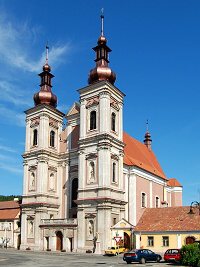 Farn kostel Navtven Panny Marie - Lomnice (kostel)