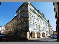 
                        Dm Smiickch - Praha 1 (historick budova)