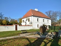 Kostel sv. Jakuba Starho - uice (kostel) - uice fara
