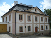Farn ad - r nad Szavou (historick budova) 
