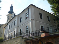 Budova dkanstv - esk Tebov (historick budova) - 