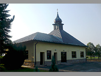 Hbitov - Ostrov nad Oslavou (hbitov) - Obadn s - pohled ze hbitova